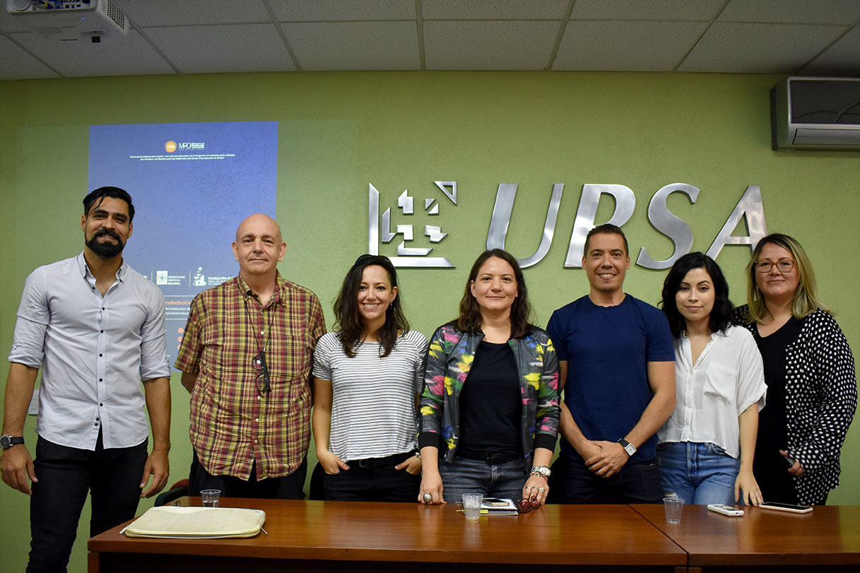 Equipo UPSA va a Bienal del Cartel Bicebé 2019