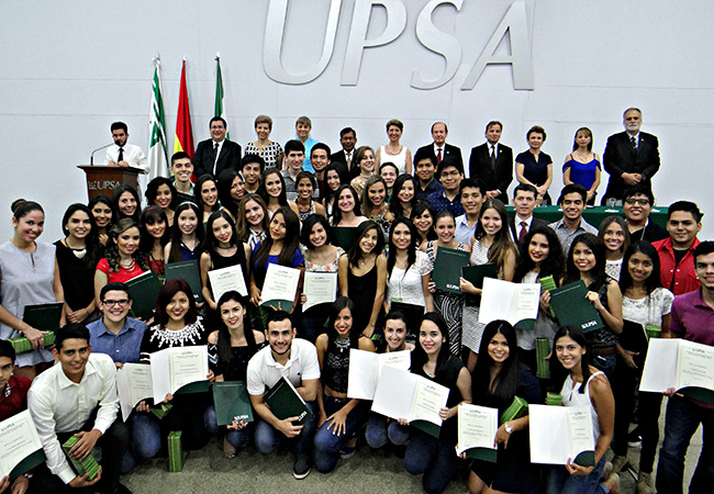 Entrega de Becas a la Excelencia