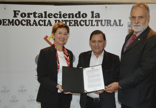 CONVENIO PARA FORTALECER LA DEMOCRACIA