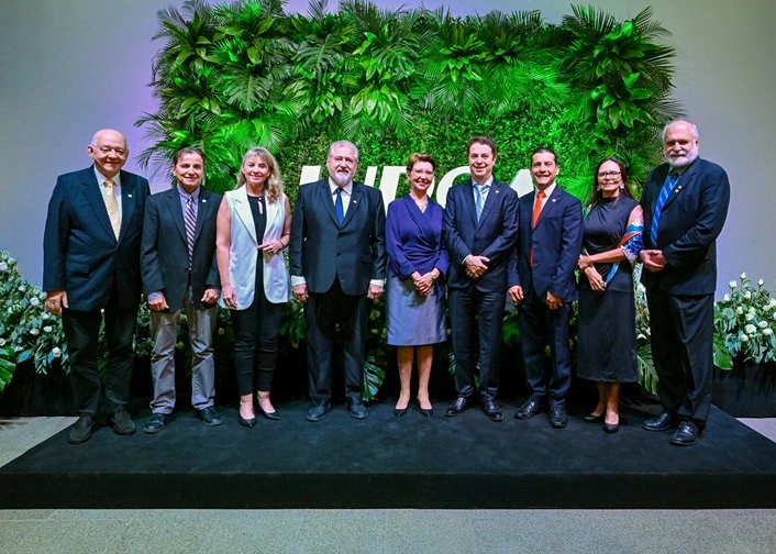 AUTORIDADES 2025 BUHO DE PLATA
