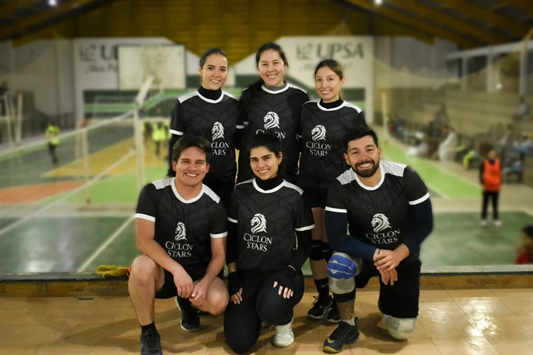 EQUIPOS VOLEI