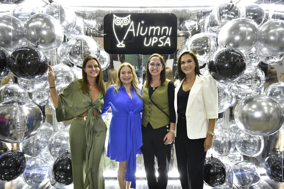 GRADUADAS BUHO DE PLATA 2025